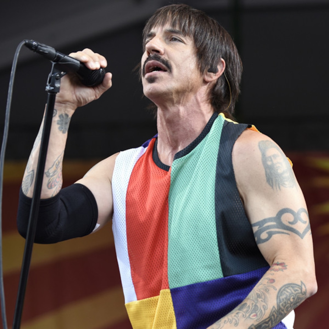 Red Hot Chili Peppers' Anthony Kiedis Hospitalized, Shows Canceled E Red Hot Chili Peppers' Anthony Kiedis Hospitalized, Shows Canceled E
